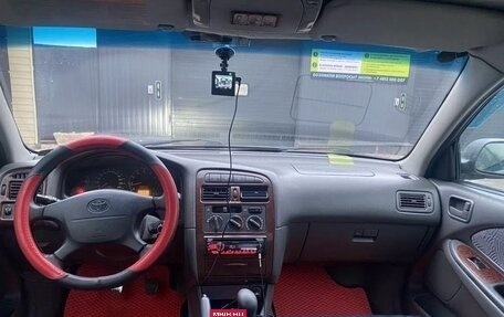 Toyota Avensis III рестайлинг, 1998 год, 240 000 рублей, 7 фотография