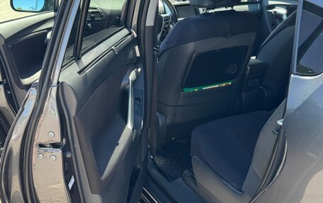 Toyota Verso I, 2012 год, 1 050 000 рублей, 9 фотография
