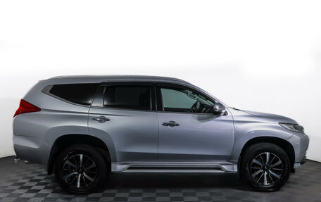 Mitsubishi Pajero Sport III рестайлинг, 2018 год, 2 390 000 рублей, 5 фотография