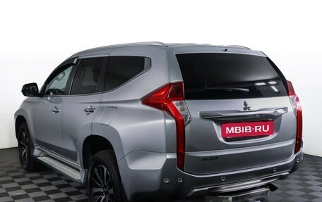 Mitsubishi Pajero Sport III рестайлинг, 2018 год, 2 390 000 рублей, 8 фотография