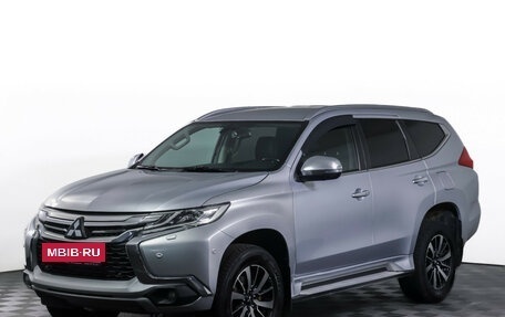 Mitsubishi Pajero Sport III рестайлинг, 2018 год, 2 390 000 рублей, 2 фотография