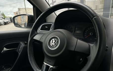 Volkswagen Polo VI (EU Market), 2013 год, 599 000 рублей, 24 фотография