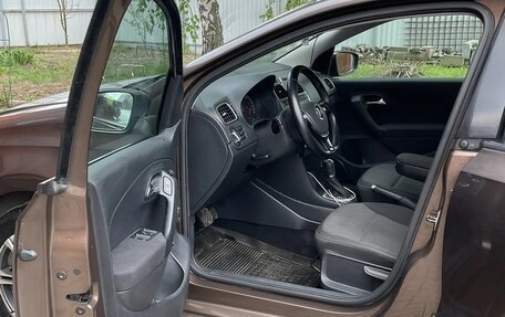 Volkswagen Polo VI (EU Market), 2015 год, 1 260 000 рублей, 10 фотография