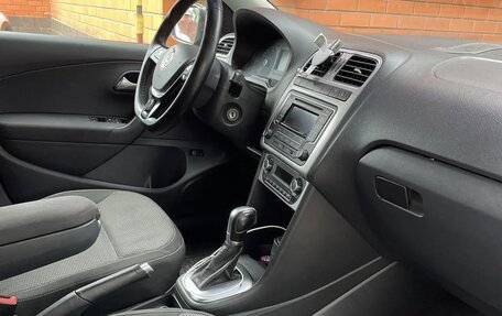Volkswagen Polo VI (EU Market), 2015 год, 1 260 000 рублей, 15 фотография