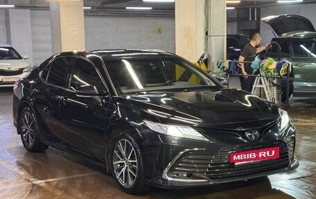 Toyota Camry, 2022 год, 3 000 000 рублей, 3 фотография