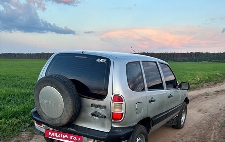 Chevrolet Niva I рестайлинг, 2004 год, 185 000 рублей, 7 фотография