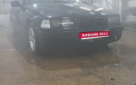 BMW 3 серия, 1993 год, 200 000 рублей, 11 фотография