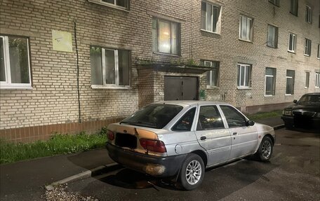 Ford Escort V, 1997 год, 100 000 рублей, 3 фотография