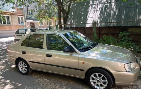 Hyundai Accent II, 2004 год, 400 000 рублей, 2 фотография