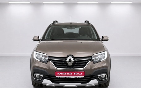 Renault Sandero II рестайлинг, 2021 год, 1 215 000 рублей, 2 фотография