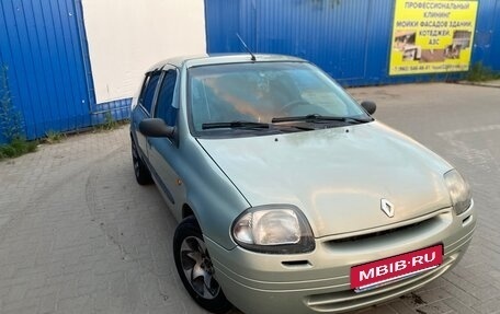 Renault Clio III, 2001 год, 300 000 рублей, 3 фотография