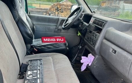 Volkswagen Transporter T4, 2001 год, 450 000 рублей, 10 фотография