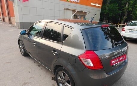 KIA cee'd I рестайлинг, 2011 год, 890 000 рублей, 7 фотография