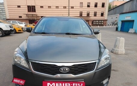 KIA cee'd I рестайлинг, 2011 год, 890 000 рублей, 2 фотография
