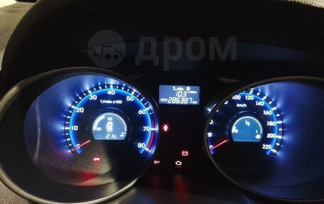 Hyundai ix35 I рестайлинг, 2011 год, 1 250 000 рублей, 2 фотография