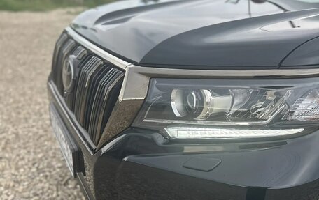 Toyota Land Cruiser Prado 150 рестайлинг 2, 2021 год, 7 000 000 рублей, 12 фотография