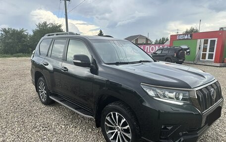 Toyota Land Cruiser Prado 150 рестайлинг 2, 2021 год, 7 000 000 рублей, 14 фотография