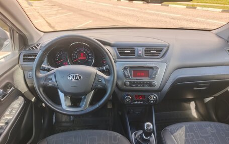 KIA Rio III рестайлинг, 2014 год, 930 000 рублей, 17 фотография