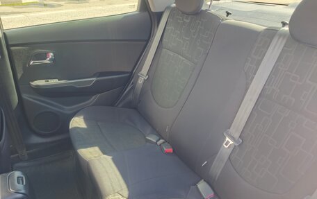 KIA Rio III рестайлинг, 2014 год, 930 000 рублей, 20 фотография