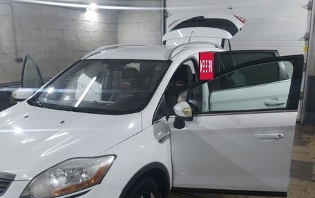 Ford Kuga III, 2011 год, 980 000 рублей, 13 фотография