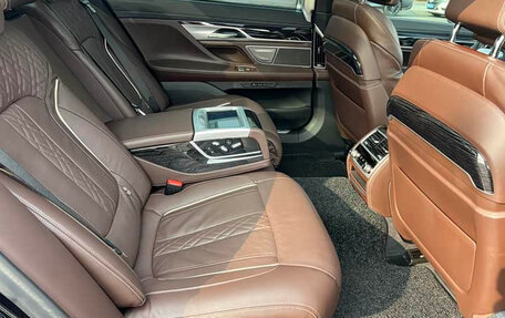 BMW 7 серия, 2021 год, 6 171 826 рублей, 14 фотография