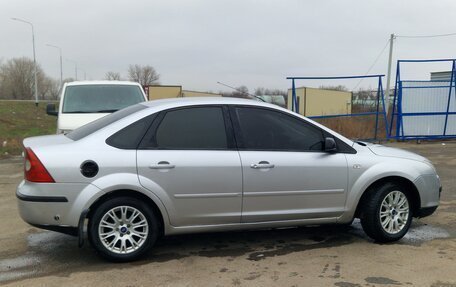 Ford Focus II рестайлинг, 2006 год, 425 000 рублей, 11 фотография