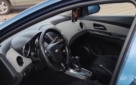 Chevrolet Cruze II, 2013 год, 800 000 рублей, 9 фотография