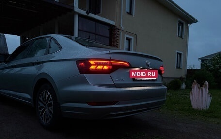 Volkswagen Jetta VII, 2019 год, 1 700 000 рублей, 3 фотография