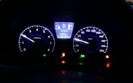 Hyundai Solaris II рестайлинг, 2011 год, 500 000 рублей, 5 фотография