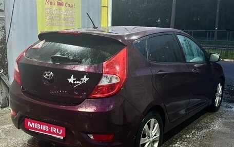 Hyundai Solaris II рестайлинг, 2011 год, 500 000 рублей, 3 фотография