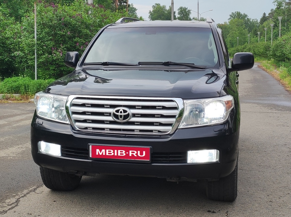 Toyota Land Cruiser 200, 2011 год, 3 800 000 рублей, 1 фотография