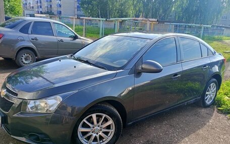 Chevrolet Cruze II, 2010 год, 570 000 рублей, 1 фотография