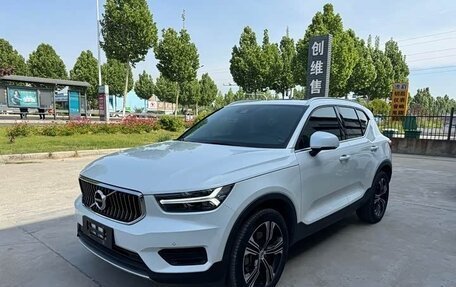 Volvo XC40 I, 2022 год, 3 600 000 рублей, 1 фотография