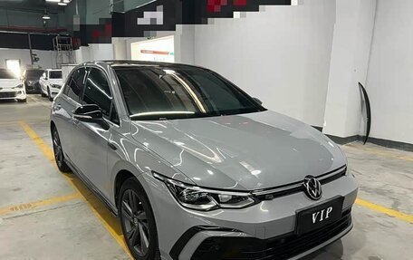 Volkswagen Golf VIII, 2022 год, 1 838 000 рублей, 1 фотография