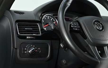 Volkswagen Touareg III, 2014 год, 2 099 000 рублей, 3 фотография