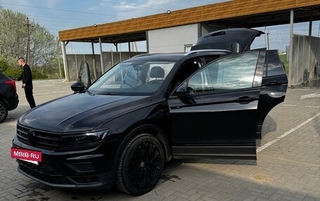 Volkswagen Tiguan II, 2017 год, 2 350 000 рублей, 14 фотография