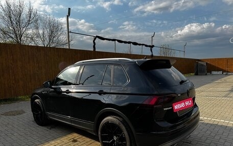 Volkswagen Tiguan II, 2017 год, 2 350 000 рублей, 29 фотография