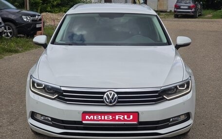 Volkswagen Passat B8 рестайлинг, 2018 год, 2 050 000 рублей, 1 фотография