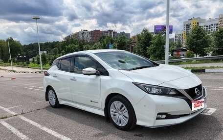 Nissan Leaf II, 2018 год, 1 300 000 рублей, 1 фотография