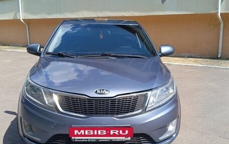KIA Rio III рестайлинг, 2012 год, 550 000 рублей, 2 фотография