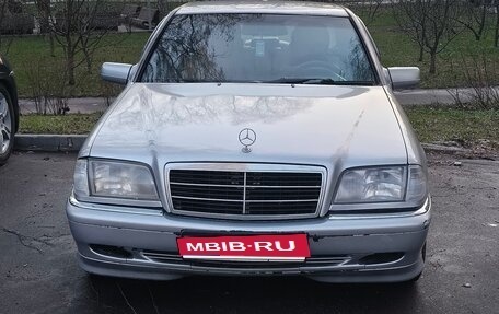 Mercedes-Benz C-Класс, 1995 год, 295 000 рублей, 1 фотография