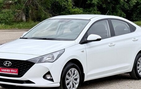 Hyundai Solaris II рестайлинг, 2021 год, 1 590 000 рублей, 1 фотография
