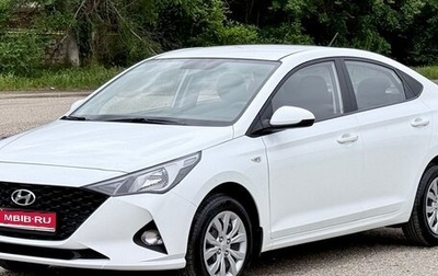 Hyundai Solaris II рестайлинг, 2021 год, 1 590 000 рублей, 1 фотография