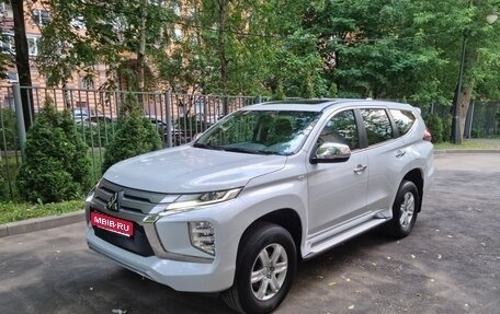 Mitsubishi Montero Sport, 2021 год, 4 100 000 рублей, 1 фотография