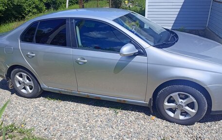 Volkswagen Jetta VI, 2007 год, 400 000 рублей, 2 фотография
