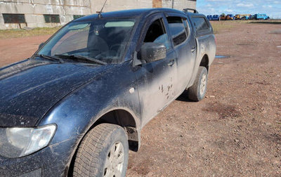 Mitsubishi L200 IV рестайлинг, 2011 год, 800 000 рублей, 1 фотография