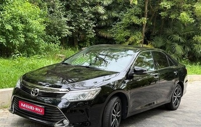 Toyota Camry, 2017 год, 2 600 000 рублей, 1 фотография
