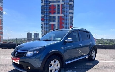 Renault Sandero I, 2013 год, 918 000 рублей, 1 фотография