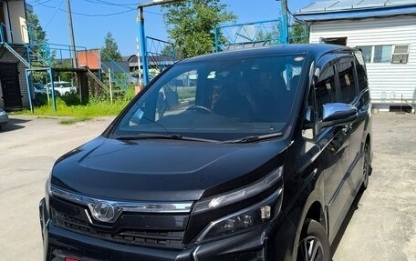 Toyota Voxy III, 2018 год, 2 550 000 рублей, 1 фотография