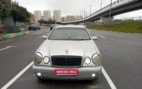 Mercedes-Benz E-Класс, 1997 год, 220 000 рублей, 7 фотография